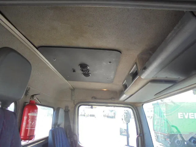 Cab chassis truck Mercedes-Benz Atego 1828 L NL TRUCK: picture 12