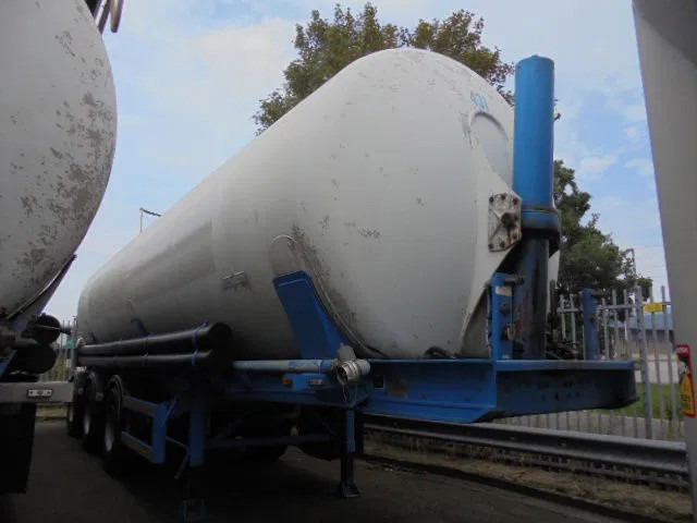 SPITZER EUROVRAC BP SK50 - Tank semi-trailer: picture 2 SPITZER EUROVRAC BP SK50 - Tank semi-trailer: picture 2