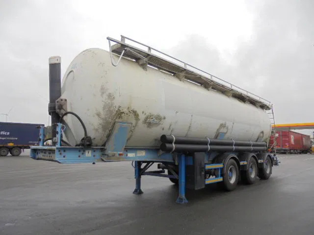 SPITZER SK 50 CAL - Tank semi-trailer: picture 1 SPITZER SK 50 CAL - Tank semi-trailer: picture 1