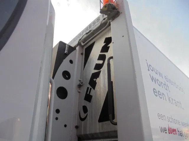 Garbage truck Scania P310 6x2 RETARDER NL TRUCK: picture 17