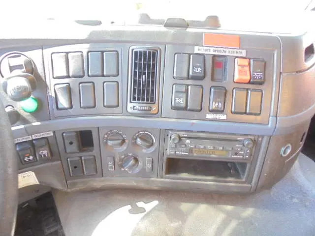 Vacuum truck Terberg FM 1450 6X4: picture 9