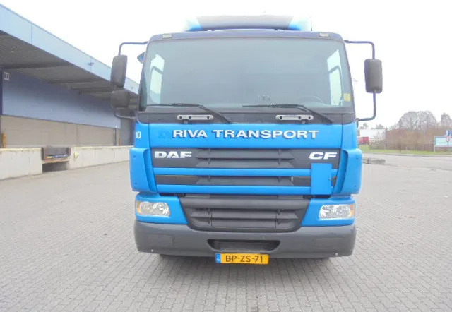 DAF CF 310 NL TRUCK - Tractor unit: picture 2 DAF CF 310 NL TRUCK - Tractor unit: picture 2