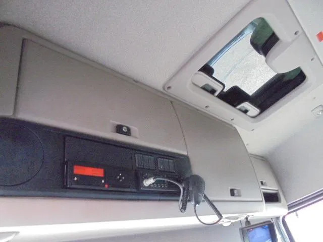 Tractor unit DAF XF 440 EURO 6: picture 11
