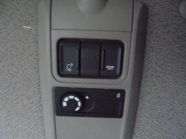 Tractor unit DAF XF 440 SPACE CAB: picture 11