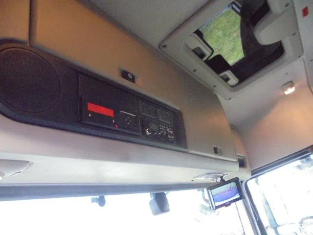 Tractor unit DAF XF 440 SPACE CAB: picture 13