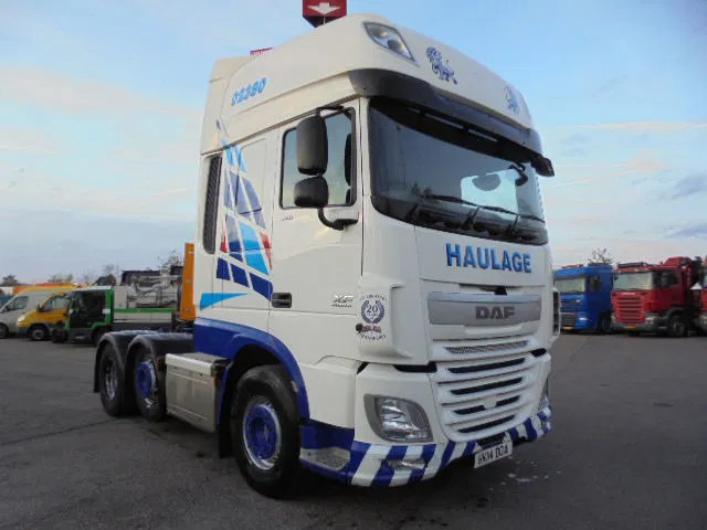 DAF XF 460 6X2 RHD - Tractor unit: picture 3 DAF XF 460 6X2 RHD - Tractor unit: picture 3