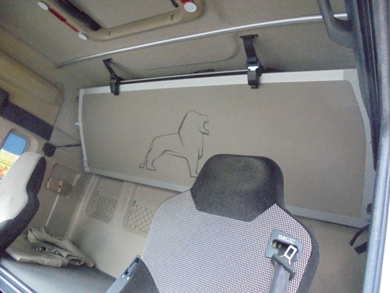 Tractor unit MAN TGX 18.420: picture 15