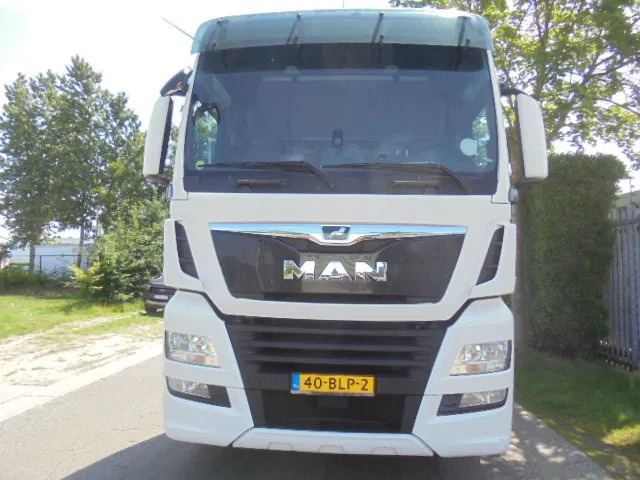 MAN TGX 26.500 XXL NL TRUCK - Tractor unit: picture 2 MAN TGX 26.500 XXL NL TRUCK - Tractor unit: picture 2