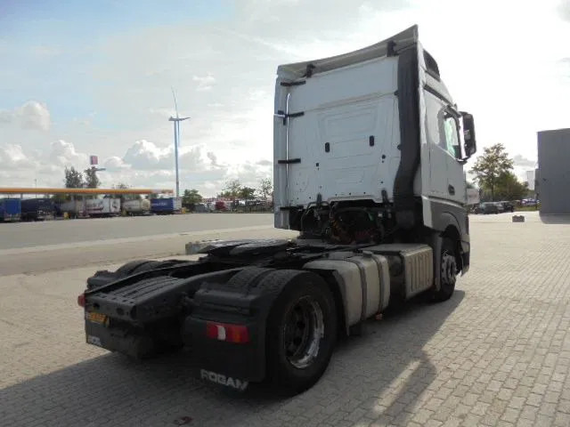 Mercedes-Benz Actros 1842 - Tractor unit: picture 4 Mercedes-Benz Actros 1842 - Tractor unit: picture 4