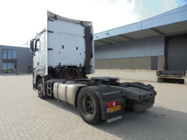 Mercedes-Benz Actros 1842 - Tractor unit: picture 5 Mercedes-Benz Actros 1842 - Tractor unit: picture 5