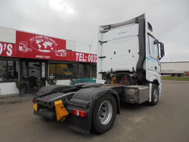 Mercedes-Benz Actros 1842 LS EUR6 - Tractor unit: picture 4 Mercedes-Benz Actros 1842 LS EUR6 - Tractor unit: picture 4