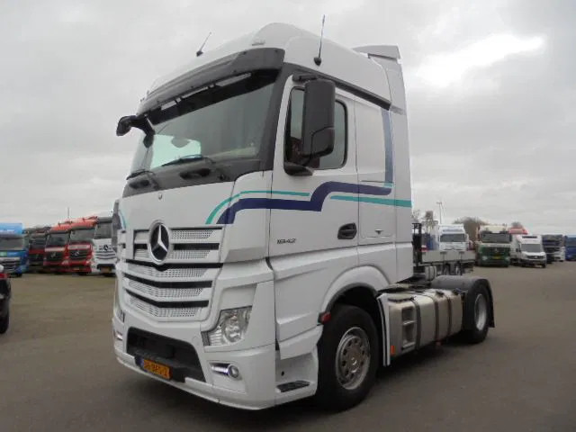Mercedes-Benz Actros 1842 LS EUR6 - Tractor unit: picture 1 Mercedes-Benz Actros 1842 LS EUR6 - Tractor unit: picture 1