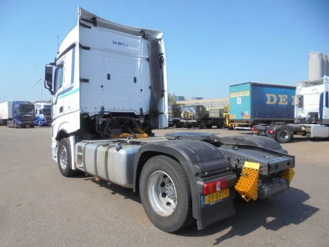 Mercedes-Benz Actros 1843 - Tractor unit: picture 5 Mercedes-Benz Actros 1843 - Tractor unit: picture 5