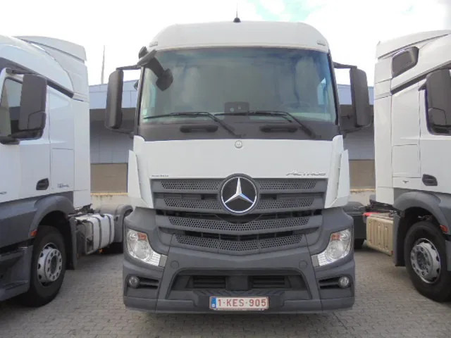 Mercedes-Benz Actros 1943 BELGIUM REGISTRATION TUV 05-2026 - Tractor unit: picture 2 Mercedes-Benz Actros 1943 BELGIUM REGISTRATION TUV 05-2026 - Tractor unit: picture 2