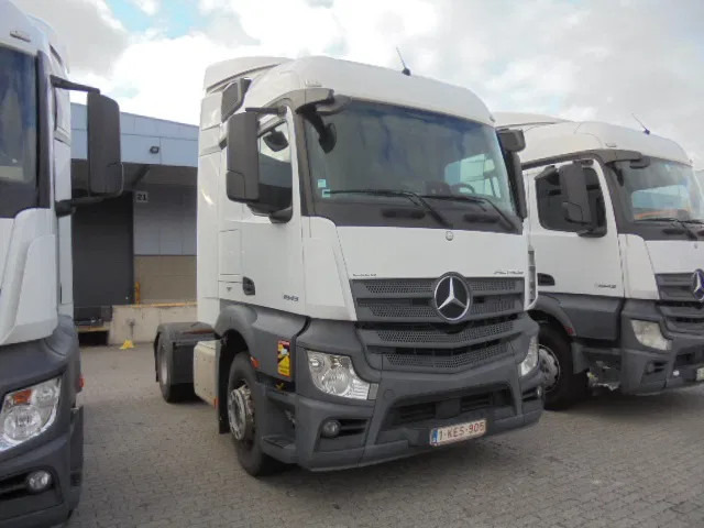 Mercedes-Benz Actros 1943 BELGIUM REGISTRATION TUV 05-2026 - Tractor unit: picture 3 Mercedes-Benz Actros 1943 BELGIUM REGISTRATION TUV 05-2026 - Tractor unit: picture 3