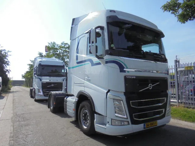 Volvo FH 420 NL TRUCK - Tractor unit: picture 3 Volvo FH 420 NL TRUCK - Tractor unit: picture 3