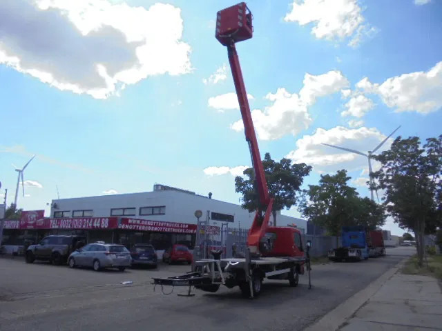 Renault Maxity 120 DXI - Van: picture 4 Renault Maxity 120 DXI - Van: picture 4