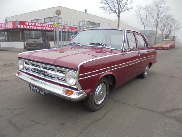 Vauxhall VX 4.90 - Sedan: picture 1 Vauxhall VX 4.90 - Sedan: picture 1