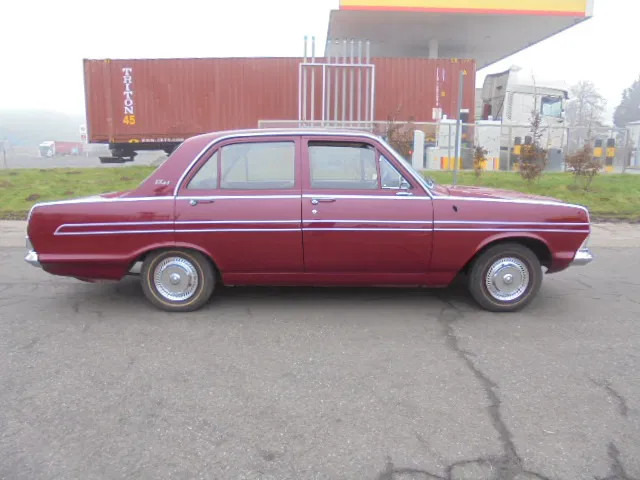 Vauxhall VX 4.90 - Sedan: picture 5 Vauxhall VX 4.90 - Sedan: picture 5