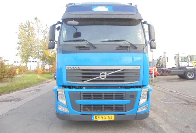 Volvo FH 460 6X2 NL TRUCK - Curtainsider truck: picture 2 Volvo FH 460 6X2 NL TRUCK - Curtainsider truck: picture 2
