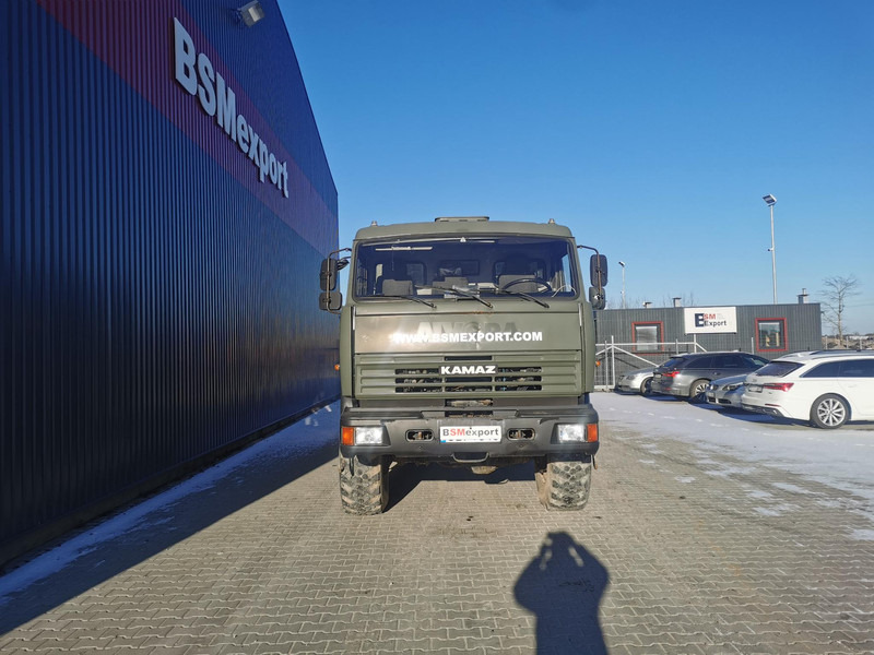Kamaz NEFAZ 4208-11 9 seating places - Box truck: picture 5 Kamaz NEFAZ 4208-11 9 seating places - Box truck: picture 5