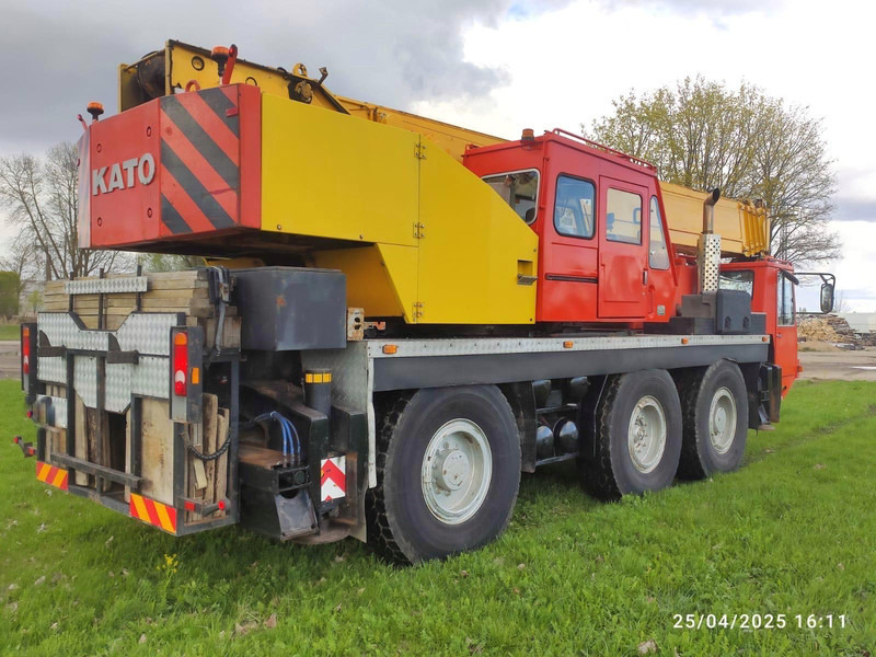 Mobile crane Kato KA400E: picture 12