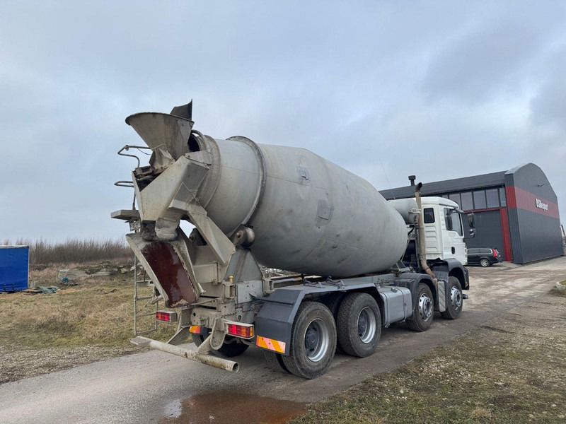MAN 41.413 - Concrete mixer truck: picture 3 MAN 41.413 - Concrete mixer truck: picture 3