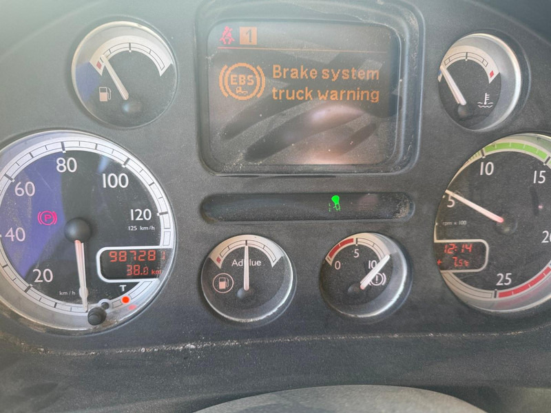 Tractor unit DAF XF 105.410: picture 9
