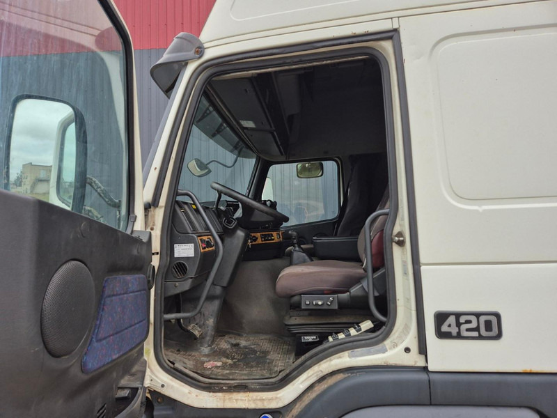 Dropside/ Flatbed truck Volvo FM 12.420 without crane: picture 6 Dropside/ Flatbed truck Volvo FM 12.420 without crane: picture 6