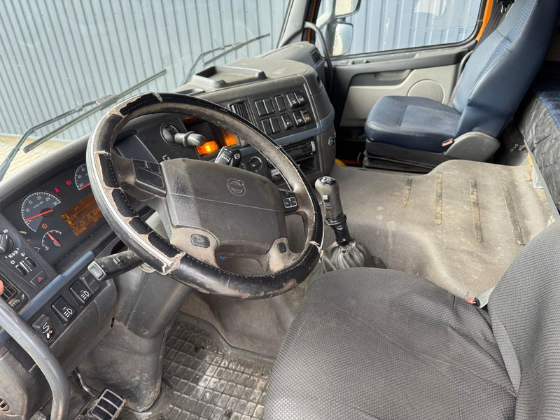 Volvo FM 440, 6x4, spring/spring, manual gearbox - Container transporter/ Swap body truck: picture 5 Volvo FM 440, 6x4, spring/spring, manual gearbox - Container transporter/ Swap body truck: picture 5