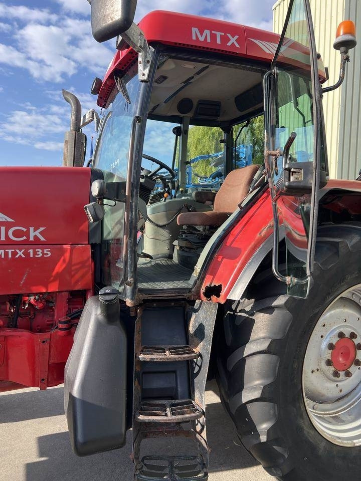 McCormick MTX135 - Farm tractor: picture 5 McCormick MTX135 - Farm tractor: picture 5