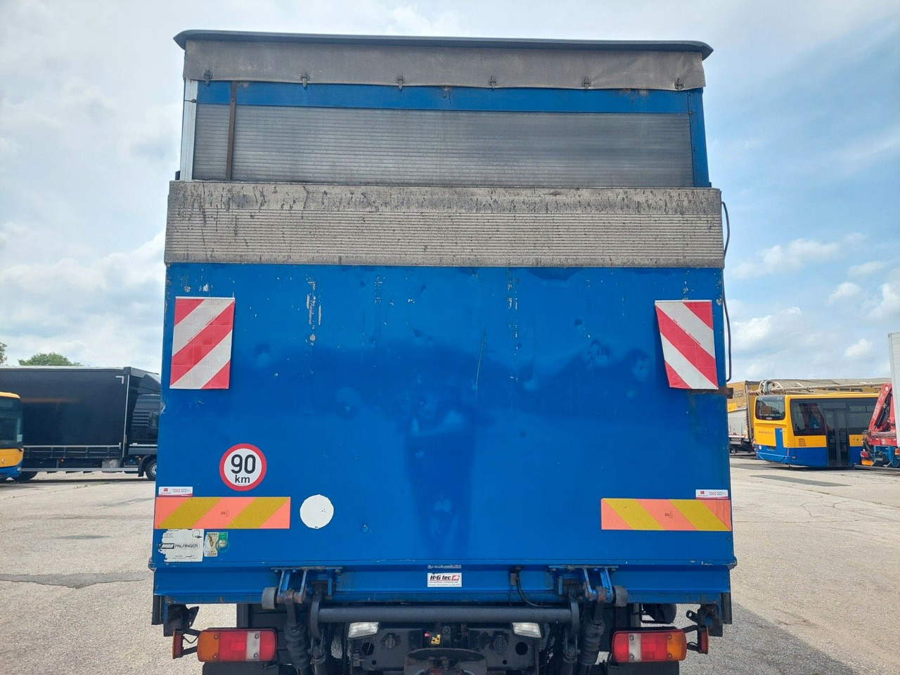 MAN TGL 12.220 4X2 BL Edscha - Curtainsider truck: picture 5 MAN TGL 12.220 4X2 BL Edscha - Curtainsider truck: picture 5