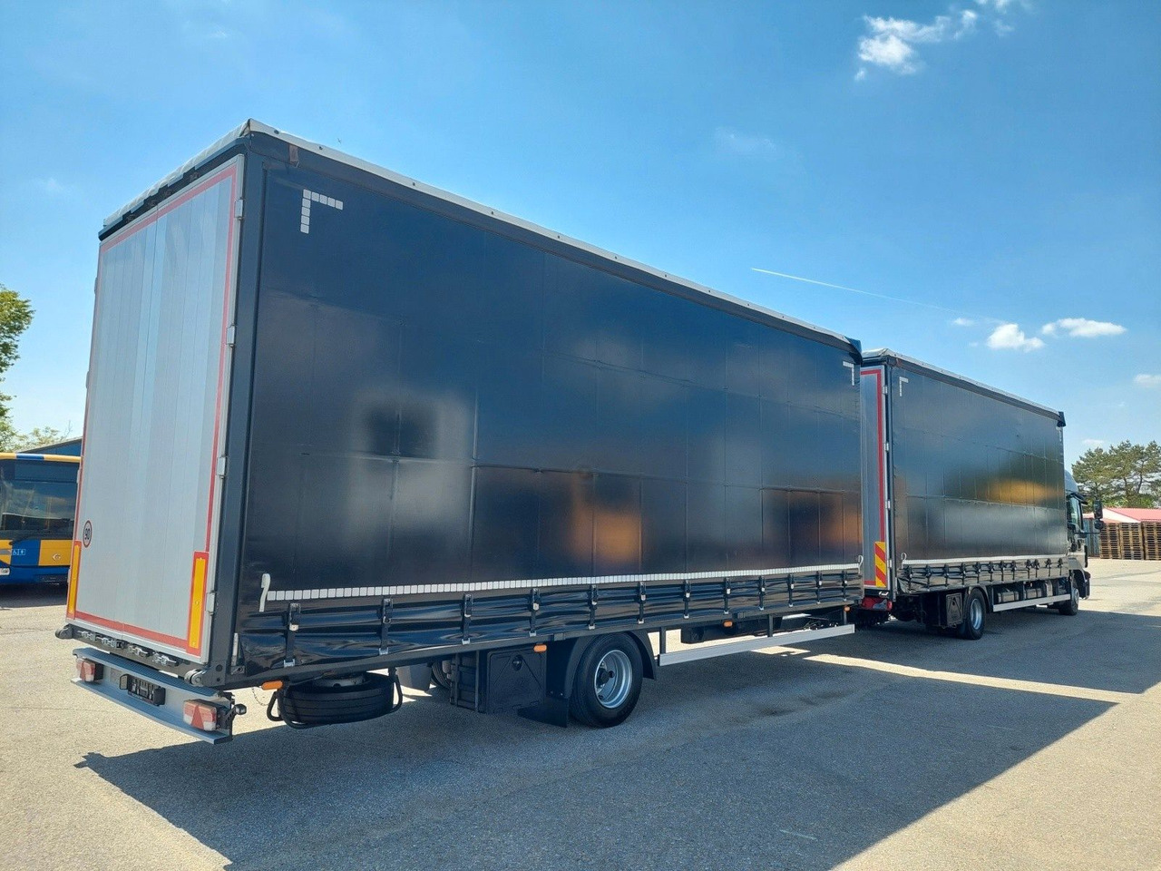 MAN TGL 12.250 BL 4x2 + Anhänger KONAR 38 Paletten - Curtainsider truck: picture 4 MAN TGL 12.250 BL 4x2 + Anhänger KONAR 38 Paletten - Curtainsider truck: picture 4
