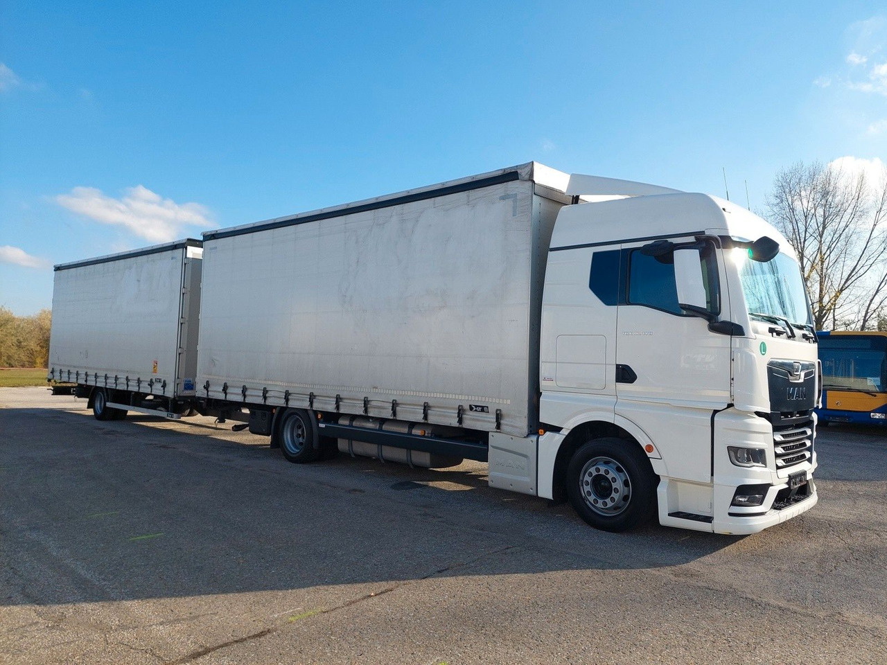 MAN TGX 18.470 LL + Gniotpol G-4080 120 m3 Durchbar - Curtainsider truck: picture 2 MAN TGX 18.470 LL + Gniotpol G-4080 120 m3 Durchbar - Curtainsider truck: picture 2