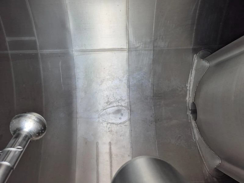 Tank trailer for transportation of milk ETA INSULATED INOX TANK 16500L - 1 COMP: picture 14