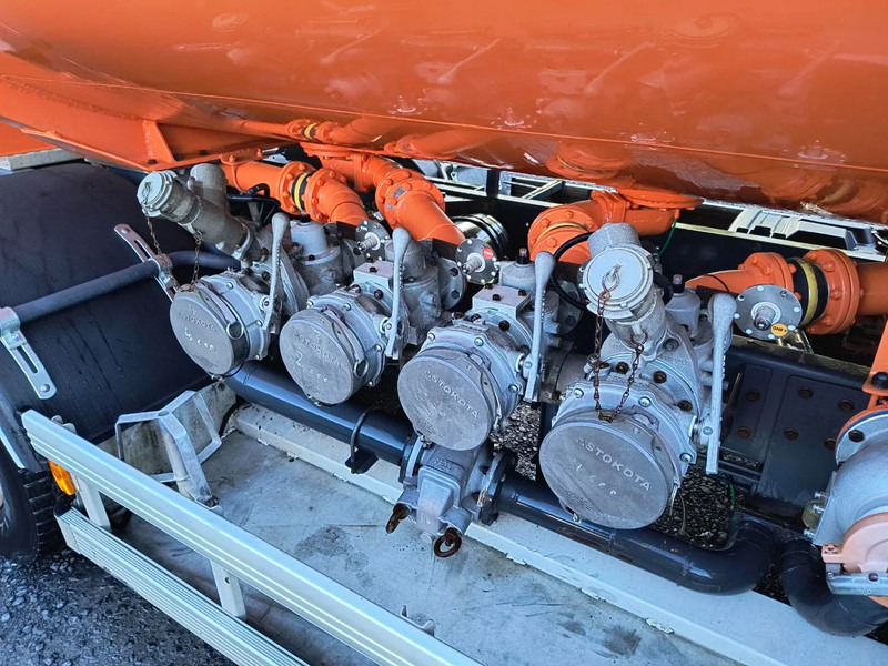 Tank truck for transportation of fuel Renault Midlum 300 DXI 13500L CARBURANT / FUEL - 4 COMP: picture 15