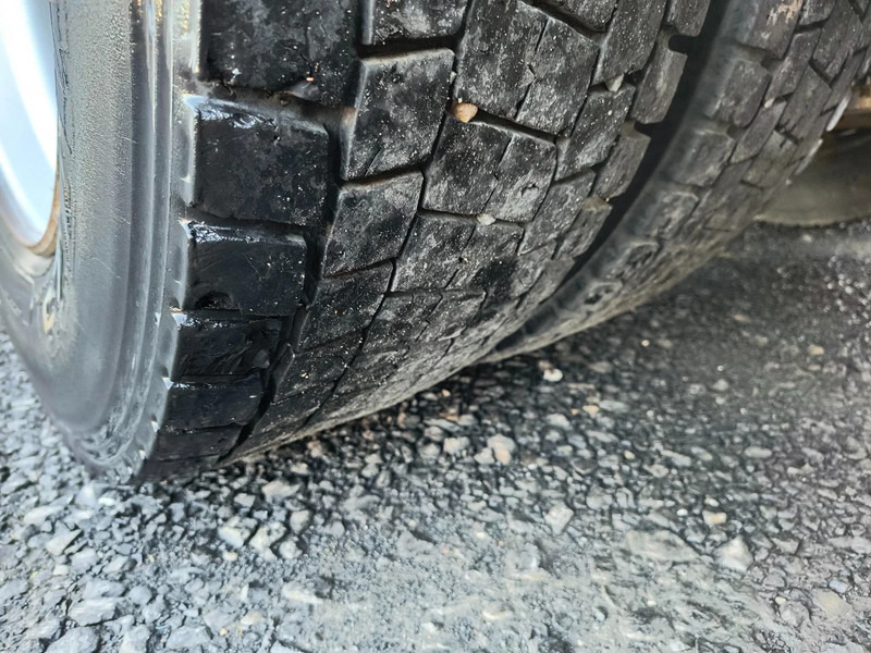 Tank truck for transportation of fuel Renault Midlum 300 DXI 13500L CARBURANT / FUEL - 4 COMP: picture 17