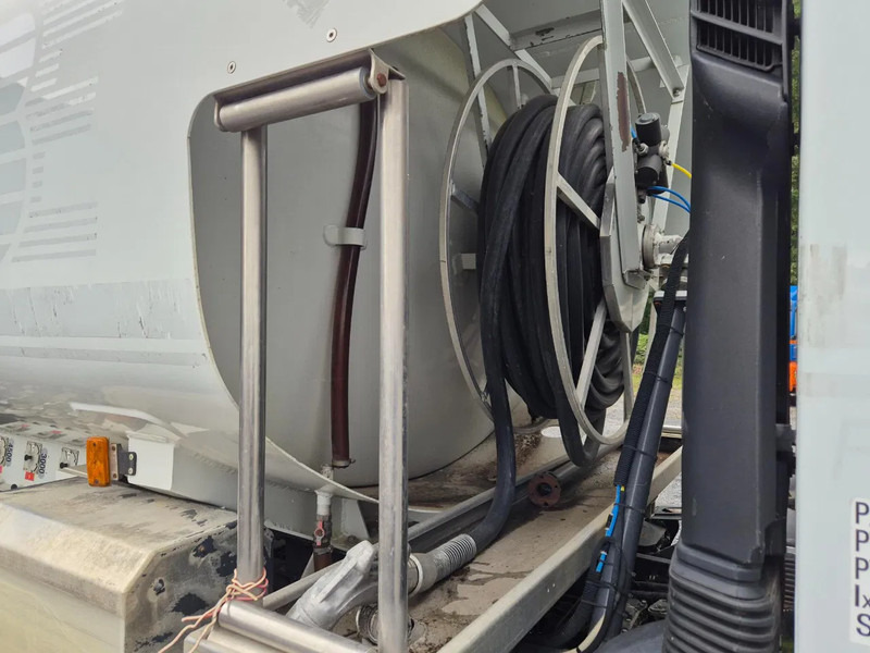 Tank truck for transportation of fuel Renault Premium 280 13500L FUEL/CARBURANT - 4 COMP: picture 14
