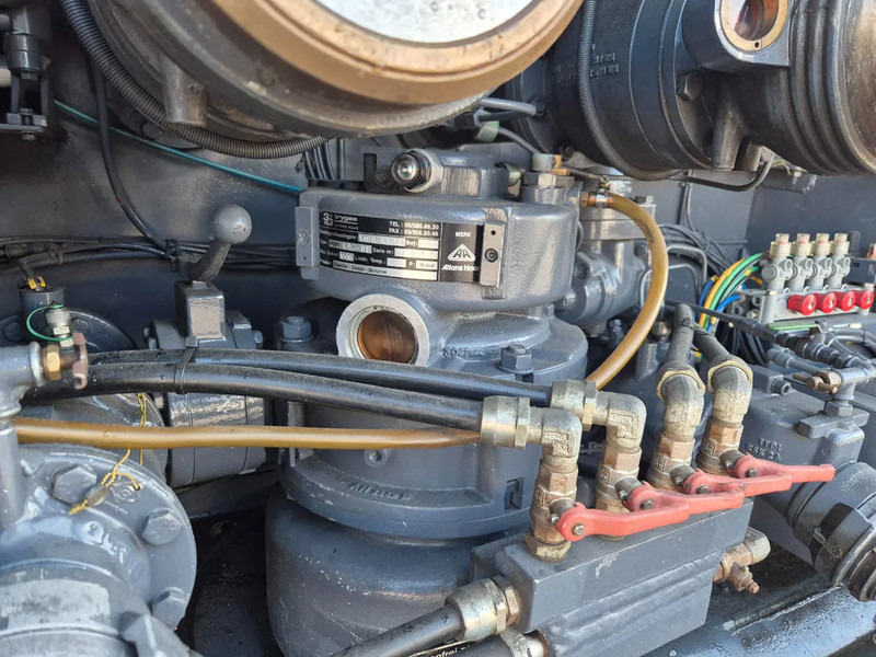 Tank truck for transportation of fuel Renault Premium 410 13000L FUEL TANK - 4 COMP - DIESEL/GASOLINE: picture 16