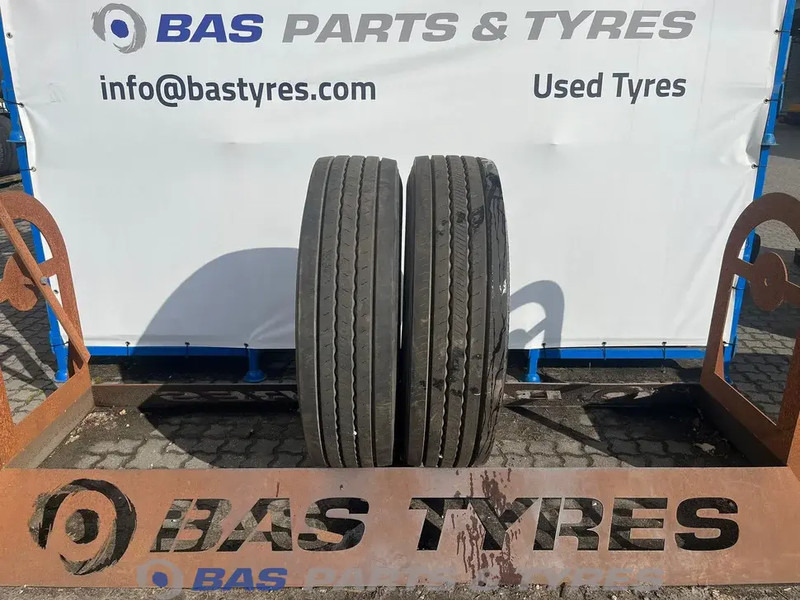 Continental Continental 295/80R22.5 Hybrid HS3 152/148 M M+S 3PMSF gebruikte set - Tire for Truck: picture 1 Continental Continental 295/80R22.5 Hybrid HS3 152/148 M M+S 3PMSF gebruikte set - Tire for Truck: picture 1