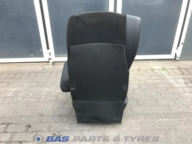 DAF CF Euro 6 Chauffeursstoel DAF 2104662 - Seat for Truck: picture 3 DAF CF Euro 6 Chauffeursstoel DAF 2104662 - Seat for Truck: picture 3
