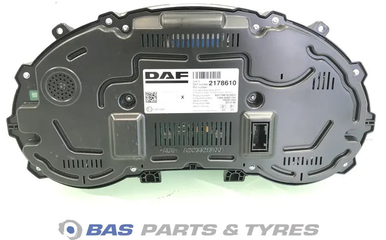 DAF CF Euro 6 Combi-Instrument DAF 2178610 - Dashboard for Truck: picture 2 DAF CF Euro 6 Combi-Instrument DAF 2178610 - Dashboard for Truck: picture 2