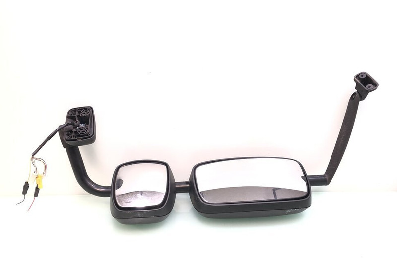 DAF CF Euro 6 - Rear view mirror for Truck: picture 1 DAF CF Euro 6 - Rear view mirror for Truck: picture 1