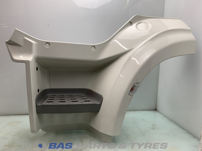DAF CF Euro 6 Opstap Links DAF 1835114 - Body and exterior for Truck: picture 1 DAF CF Euro 6 Opstap Links DAF 1835114 - Body and exterior for Truck: picture 1