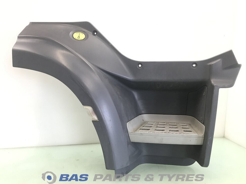 DAF CF Euro 6 Opstap Rechts DAF 1835113 - Body and exterior for Truck: picture 1 DAF CF Euro 6 Opstap Rechts DAF 1835113 - Body and exterior for Truck: picture 1