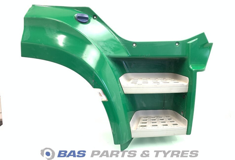 DAF CF Euro 6 Opstap Rechts DAF 1870503 - Body and exterior for Truck: picture 1 DAF CF Euro 6 Opstap Rechts DAF 1870503 - Body and exterior for Truck: picture 1