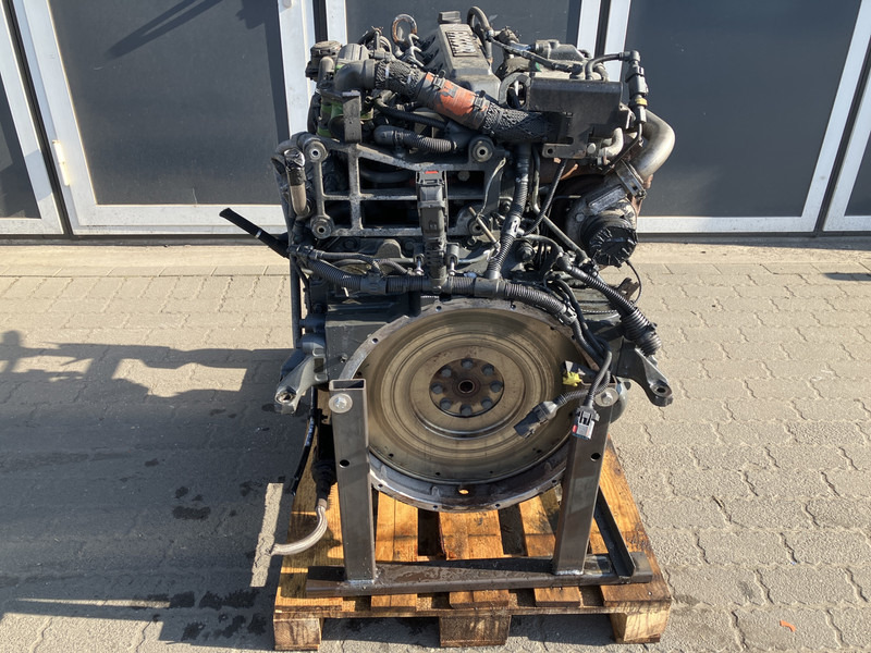 DAF LF Euro 6 - Engine for Truck: picture 2 DAF LF Euro 6 - Engine for Truck: picture 2