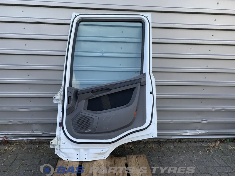 DAF XF G2 - Door and parts for Truck: picture 2 DAF XF G2 - Door and parts for Truck: picture 2