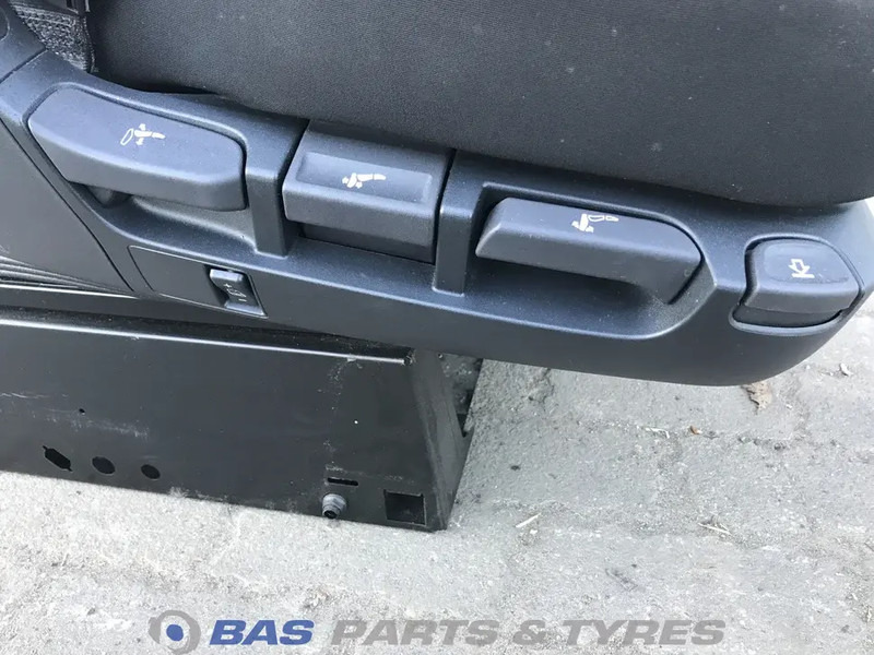 DAF XF106 Bijrijdersstoel DAF 2104716 - Seat for Truck: picture 5 DAF XF106 Bijrijdersstoel DAF 2104716 - Seat for Truck: picture 5