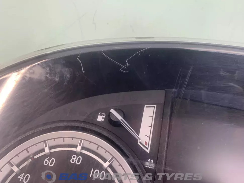DAF XF106 Instrumentenpaneel DAF 1958084 - Dashboard for Truck: picture 4 DAF XF106 Instrumentenpaneel DAF 1958084 - Dashboard for Truck: picture 4